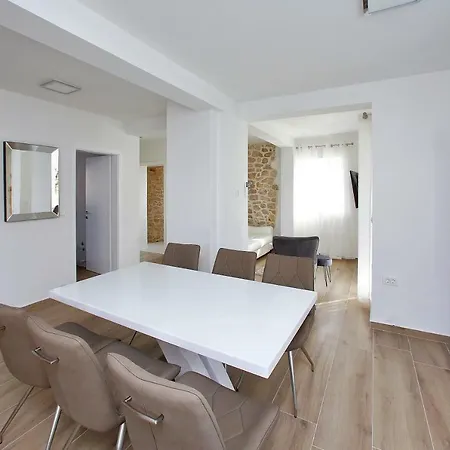 Apartament Vito
